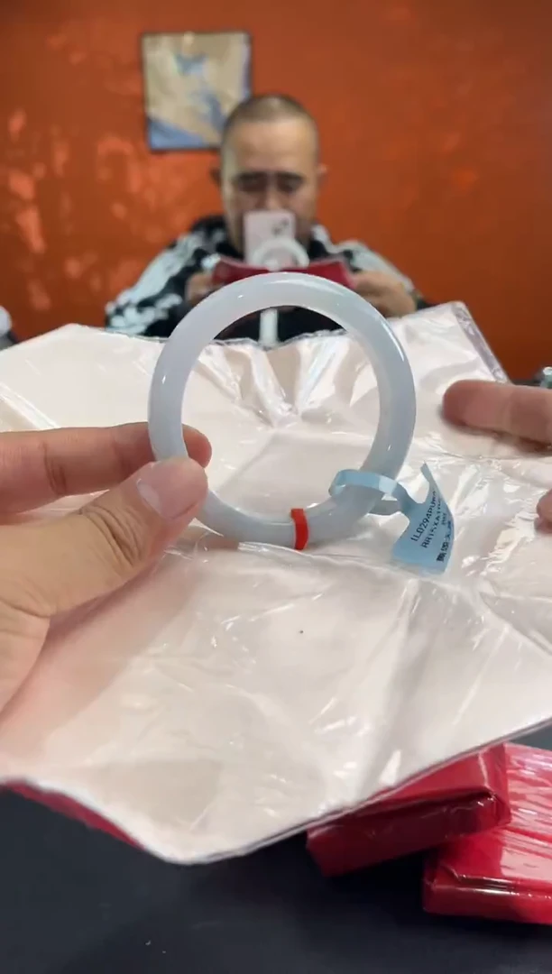 未镶嵌手镯翡翠9  56