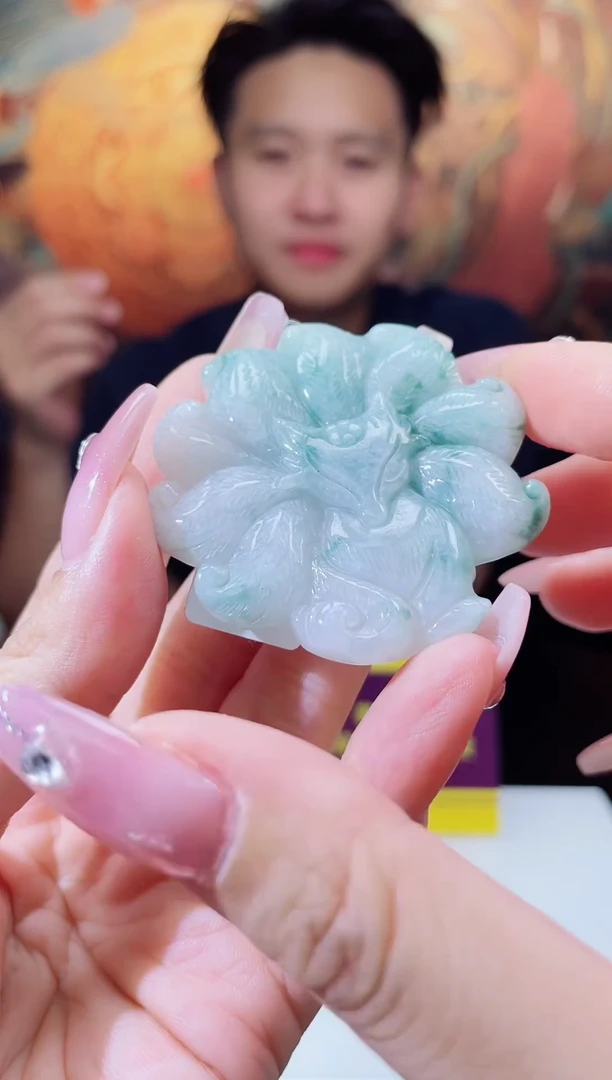 颈饰未镶嵌翡翠多样性发其一