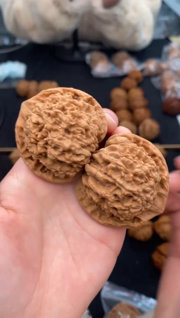 【闪购商品】文玩核桃把件麒麟官帽47-u835