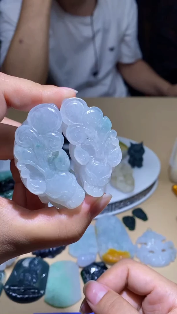 未镶嵌定制翡翠挂件