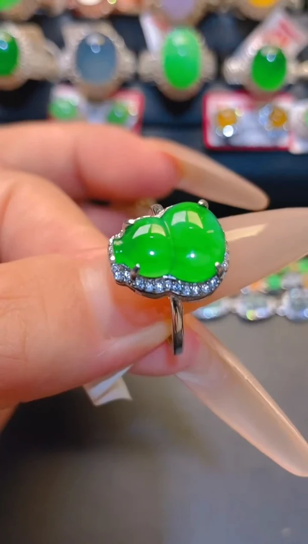 翡翠银S925镶嵌耳饰天然