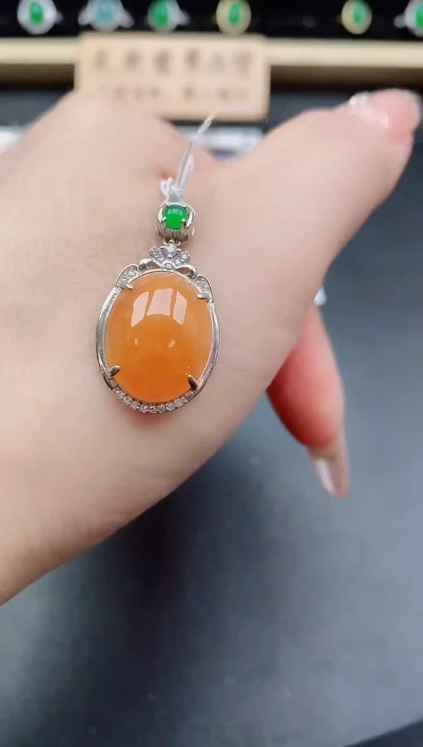 吊坠(赠链)银S925镶嵌翡翠1