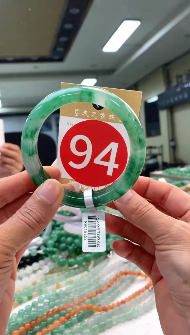 未镶嵌手镯石英质玉56+94