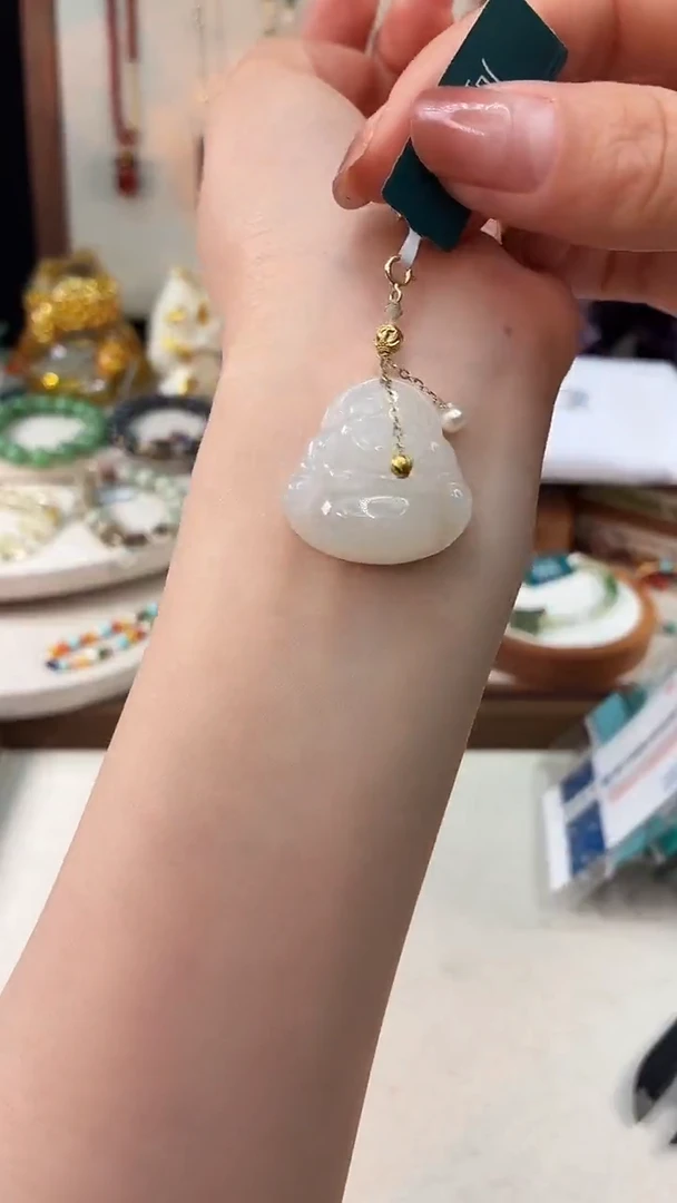 未镶嵌和田玉手饰@@H921D015553