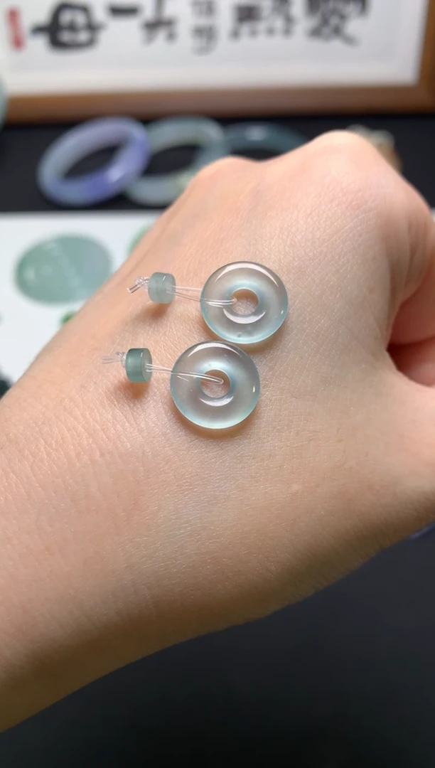 未镶嵌定制翡翠0366276588