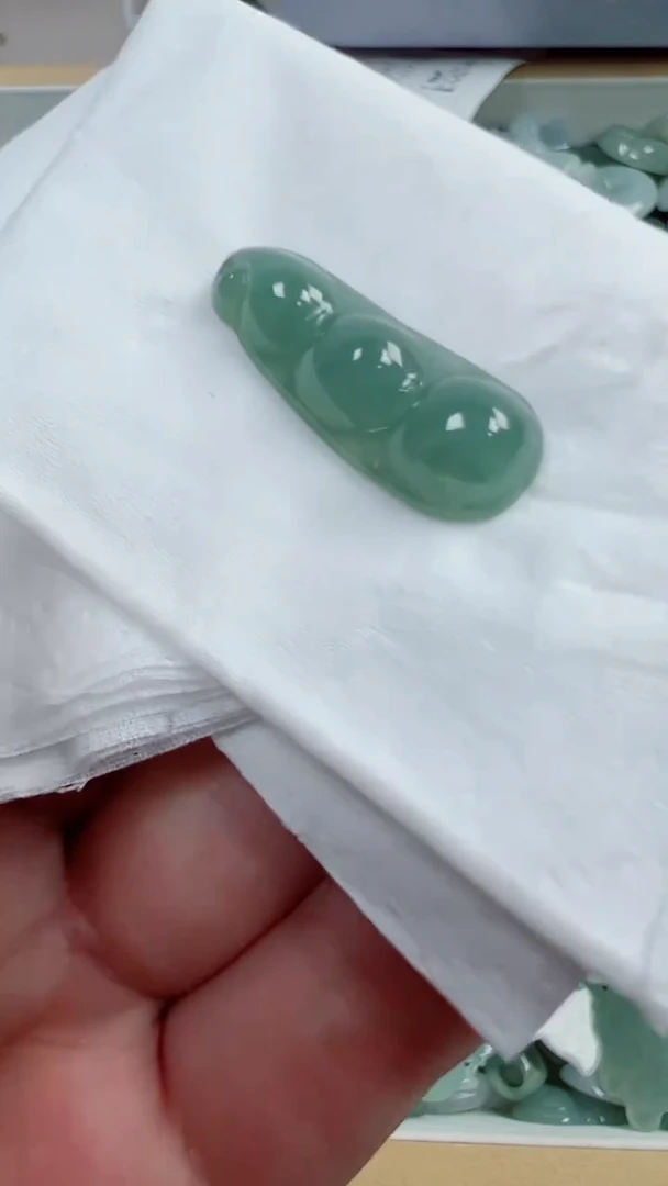 散珠翡翠213号，A货翡翠