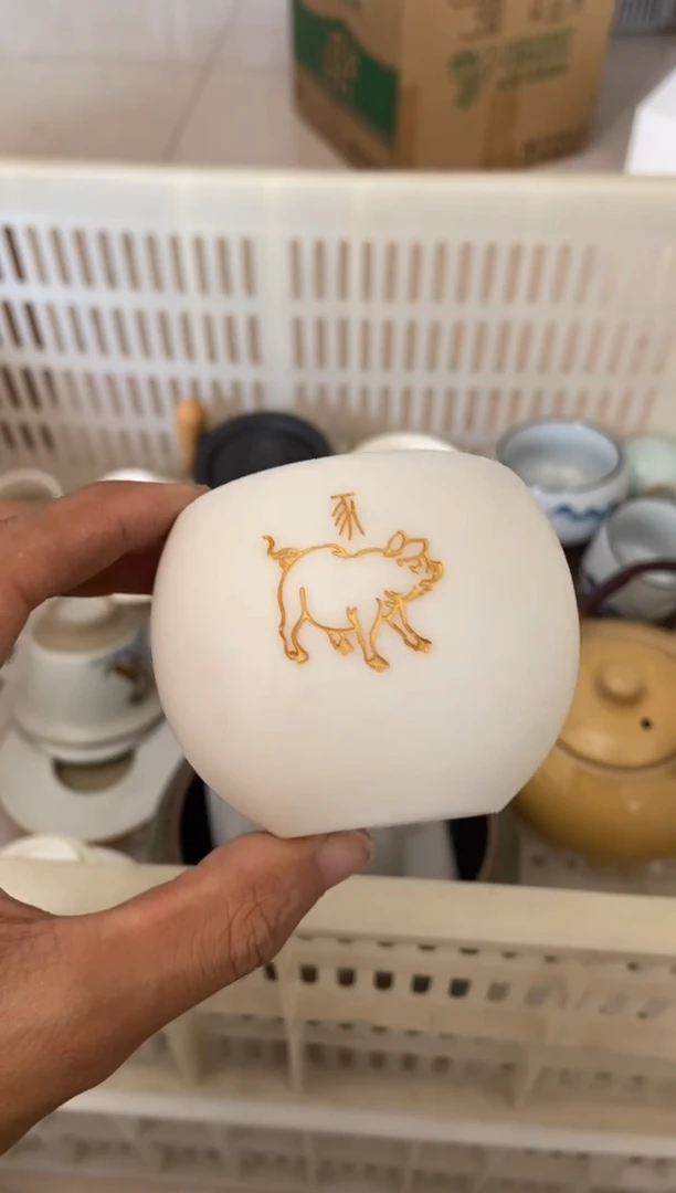 无运费险有瑕疵的摄影的产品有使用过的痕迹有点脏介意勿拍
