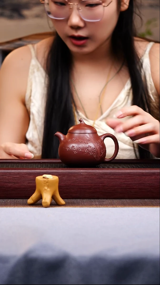 茶壶紫砂宜兴手工紫砂作品 朱泥 梅花茄瓜