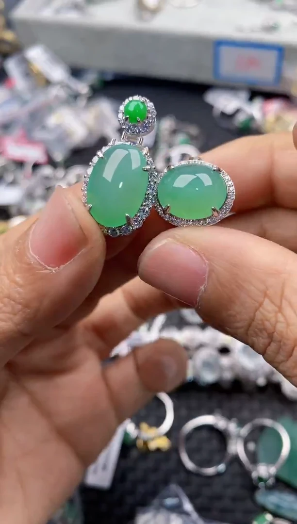 银S925镶嵌戒指翡翠777      8