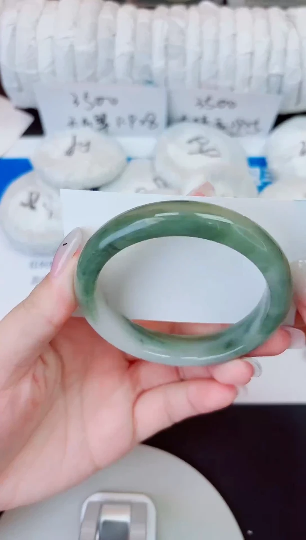 未镶嵌手镯石英质玉85/60