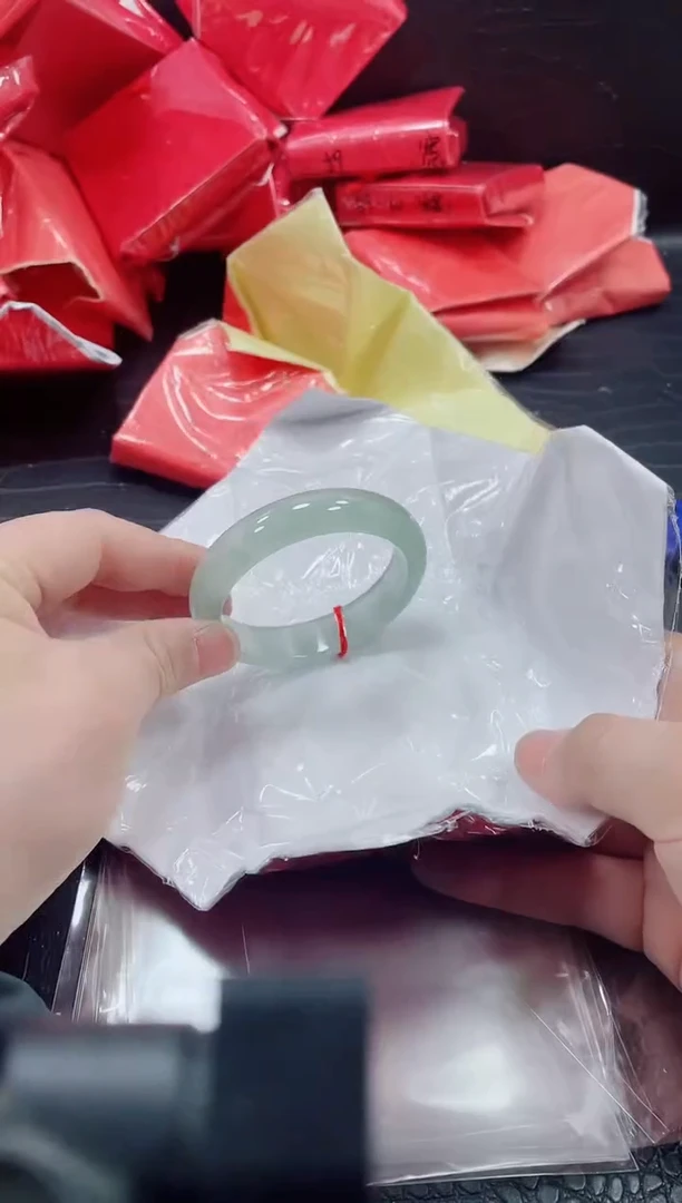 非金属无小哥180号手镯57.7圈口