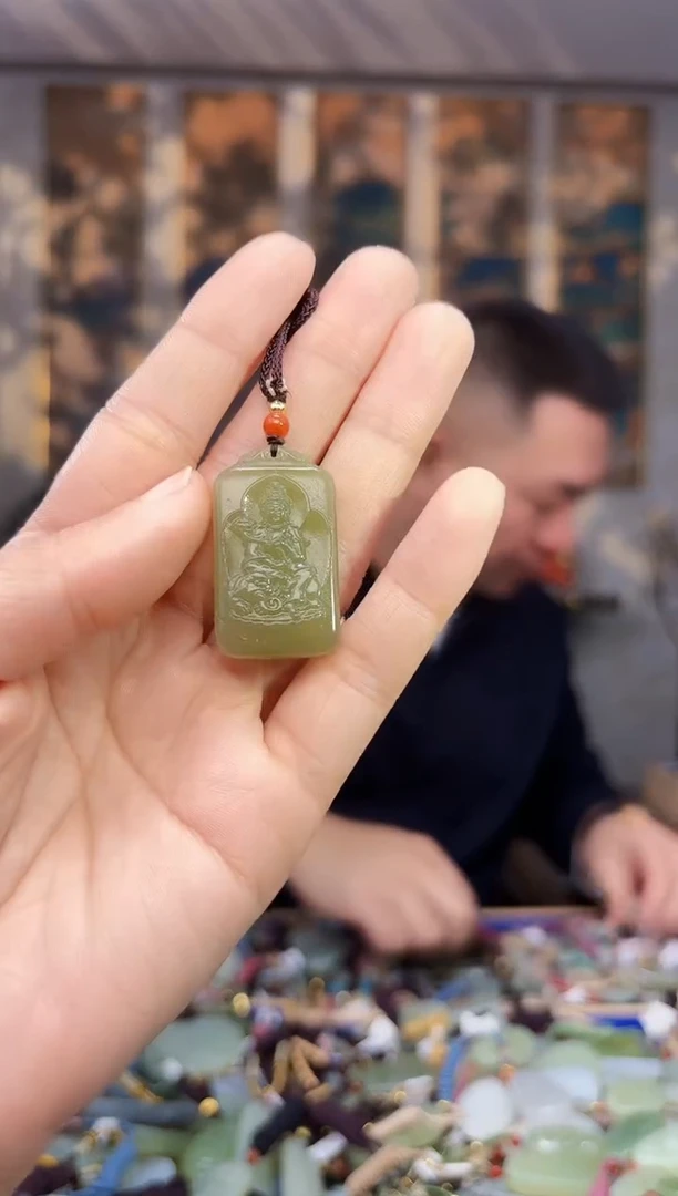 【闪购商品】和田玉挂件未镶嵌拍一发一