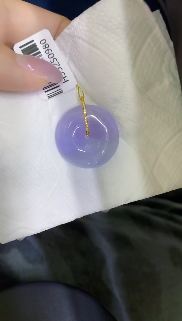 颈饰18K金镶嵌翡翠缅甸天然翡翠A货