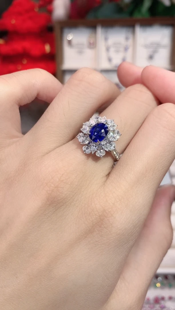 戒指蓝宝石18K金镶嵌2.09ct/天然宝石/七天无理由