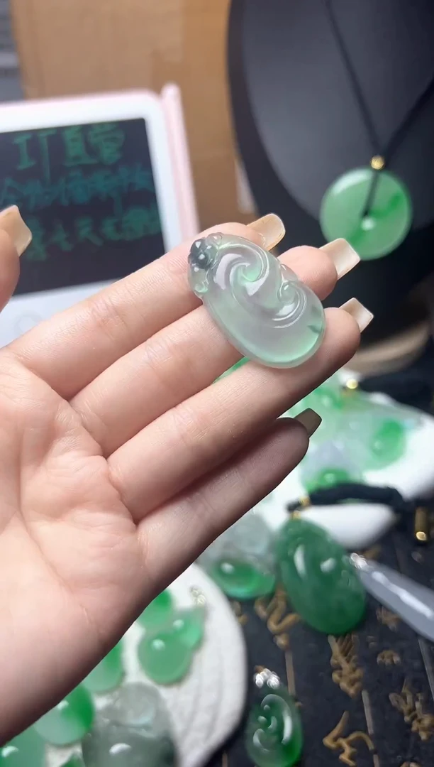 颈饰未镶嵌翡翠所见即所得，一图一物