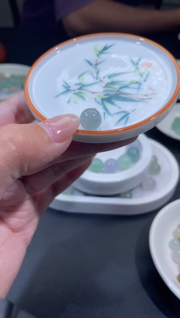 定制翡翠未镶嵌妖*翡翠毛货