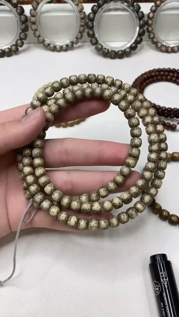 吊坠星月菩提136     b9