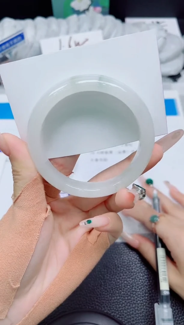 石英质玉手镯未镶嵌226-58