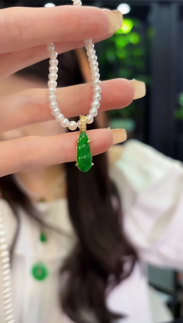 翡翠未镶嵌吊坠(不含链)缅料A货/多样性发货/一件