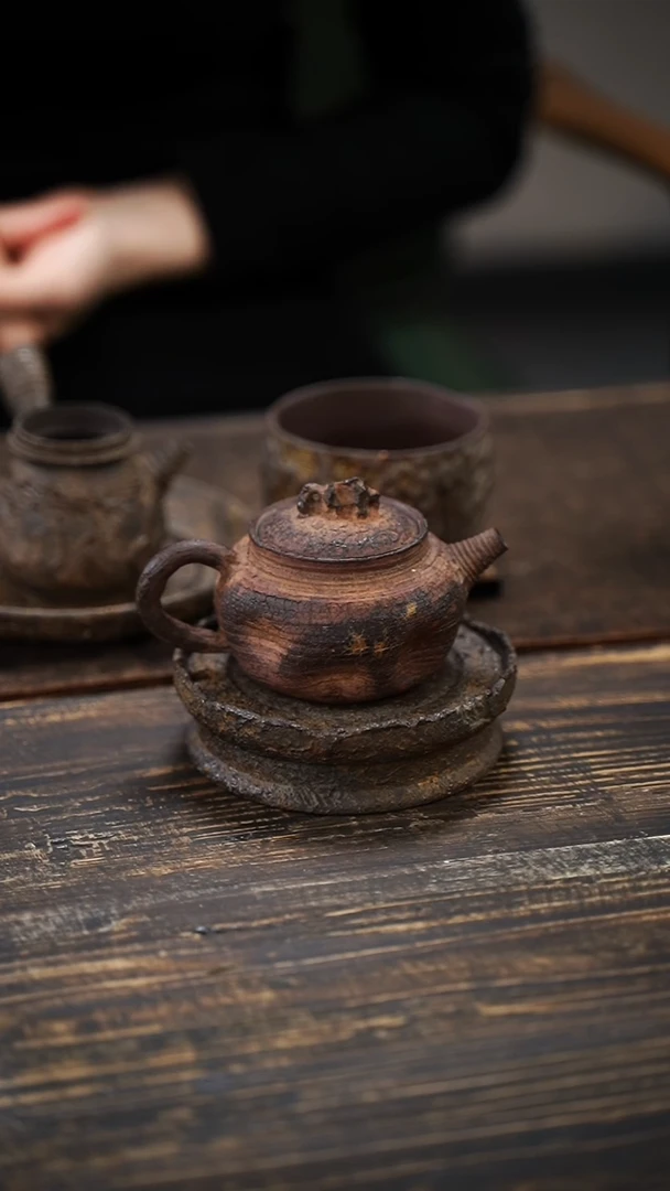 全手工制作 重工 爆裂纹 南蛮 紫砂 后手壶