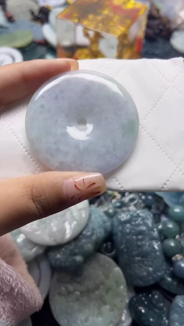 【闪购商品】翡翠颈饰未镶嵌翡翠