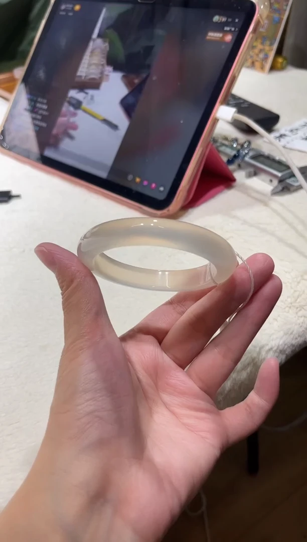 手镯玛瑙/玉髓未镶嵌52.5鉴赏期48小时