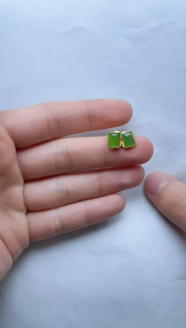 【闪购商品】和田玉耳饰银S925镶嵌耳钉kk