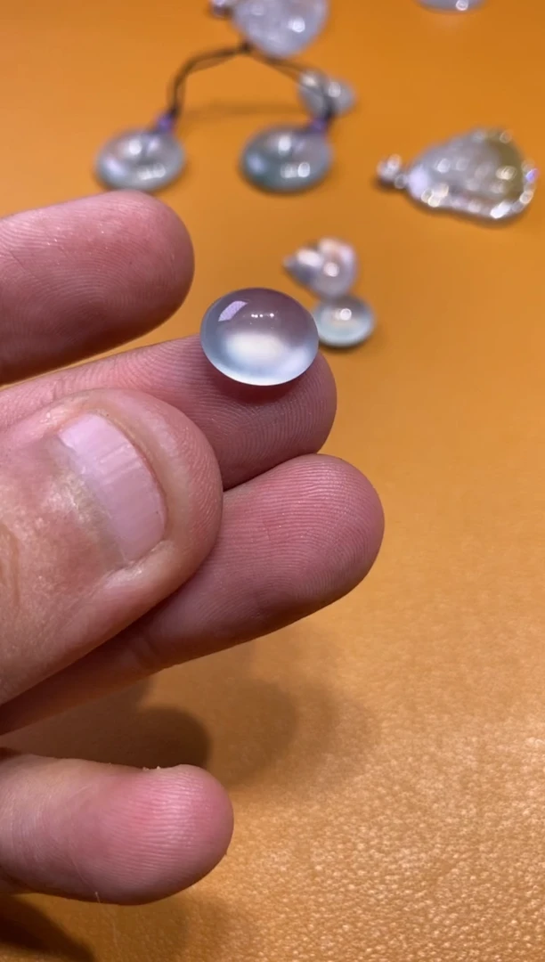 吊坠(不含链)未镶嵌翡翠蛋面6500