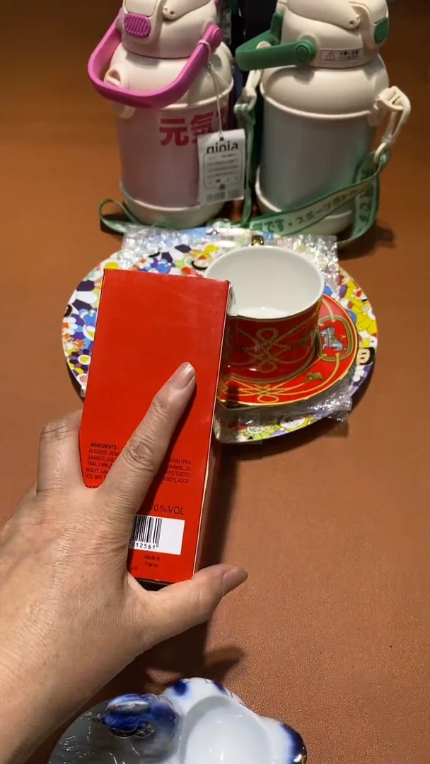 瓷片品牌 包包香水手表护肤品@@1
