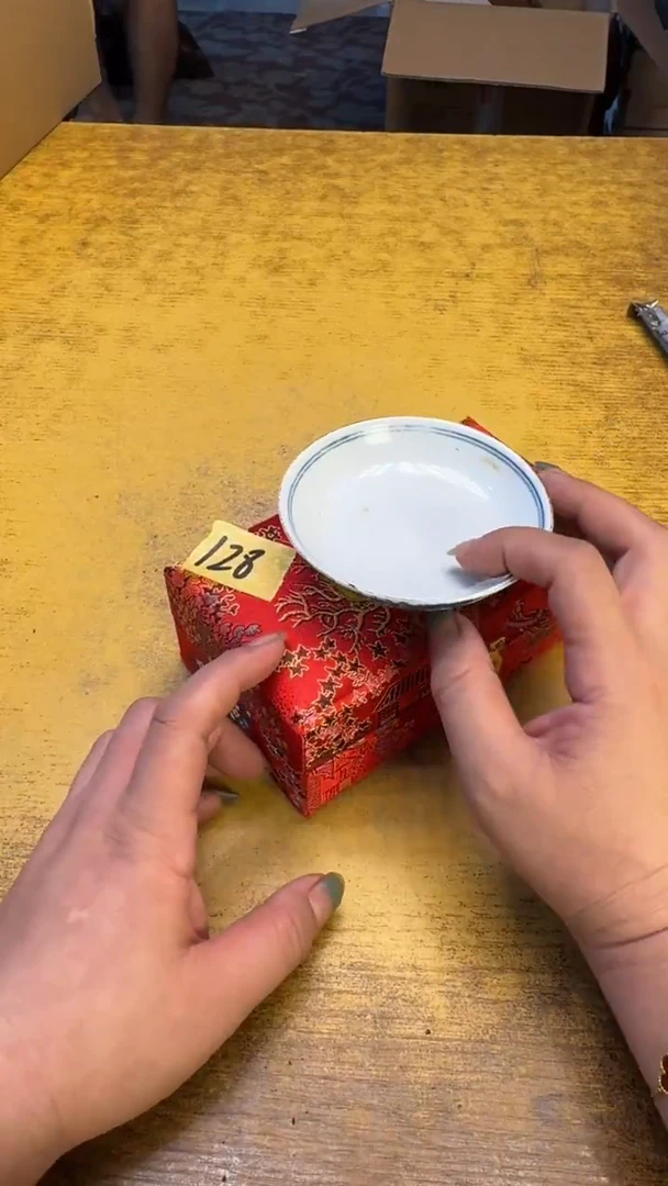 瓷器瓷器瑕疵破破128石斛球碗