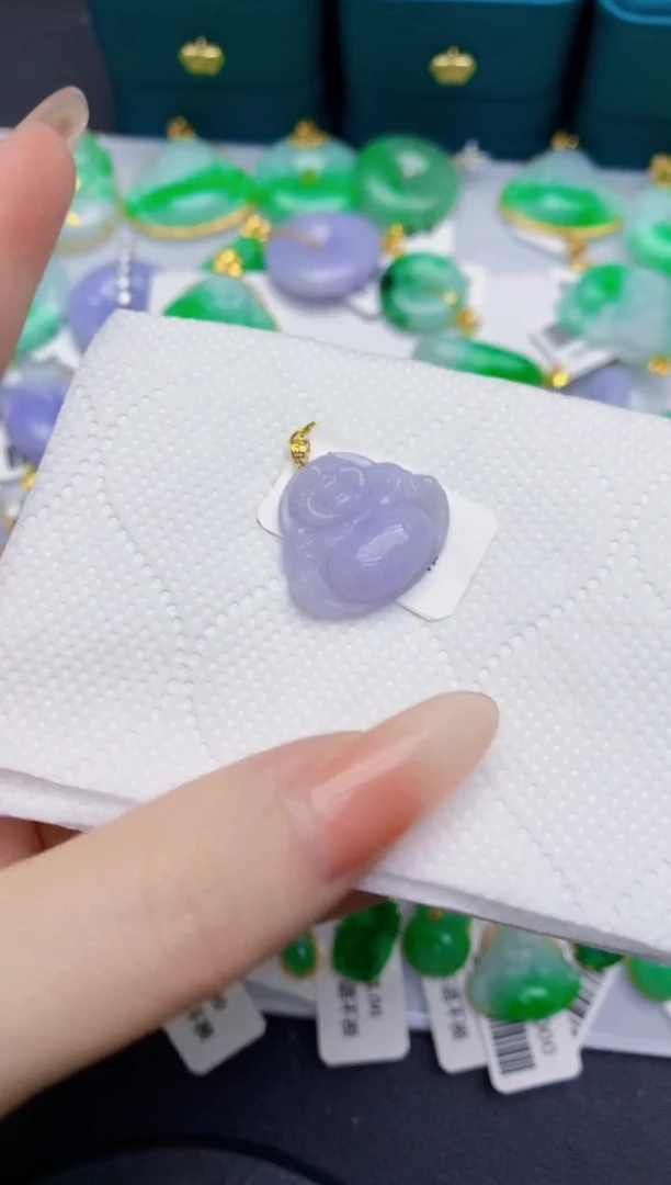 颈饰18K金镶嵌翡翠缅甸天然翡翠A货