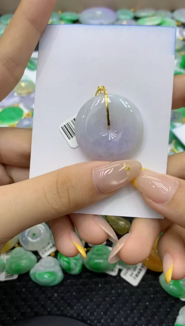 颈饰18K金镶嵌翡翠天然缅甸翡翠A货