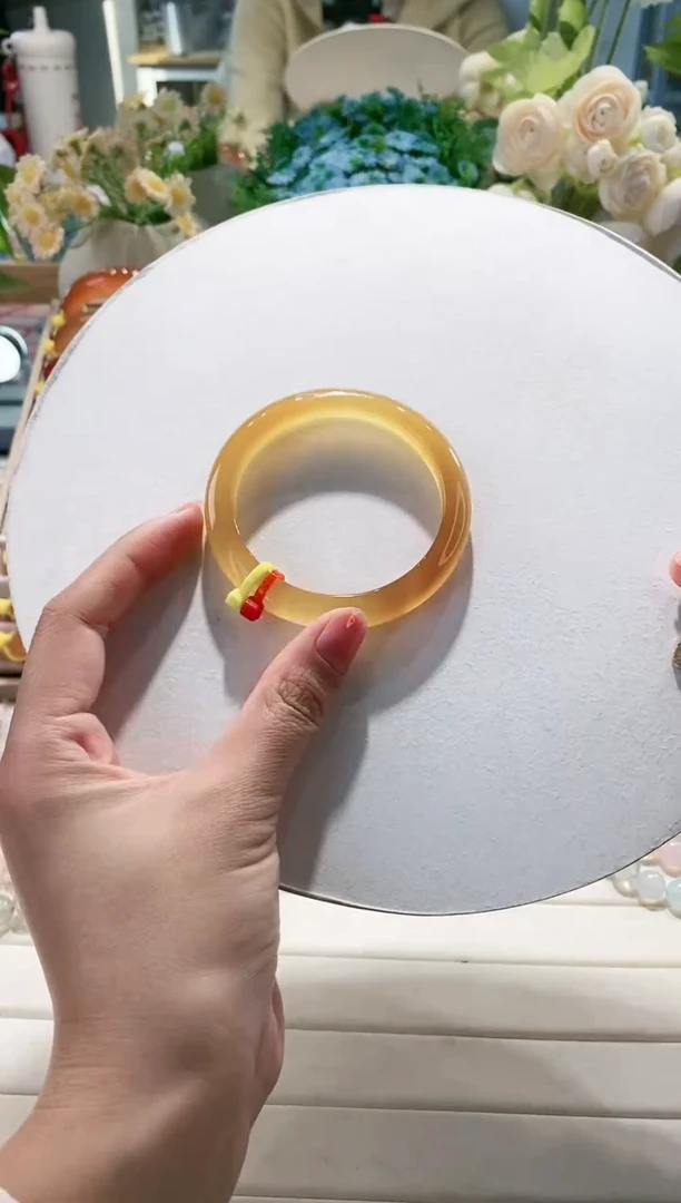 手镯玛瑙/玉髓未镶嵌70-53.4