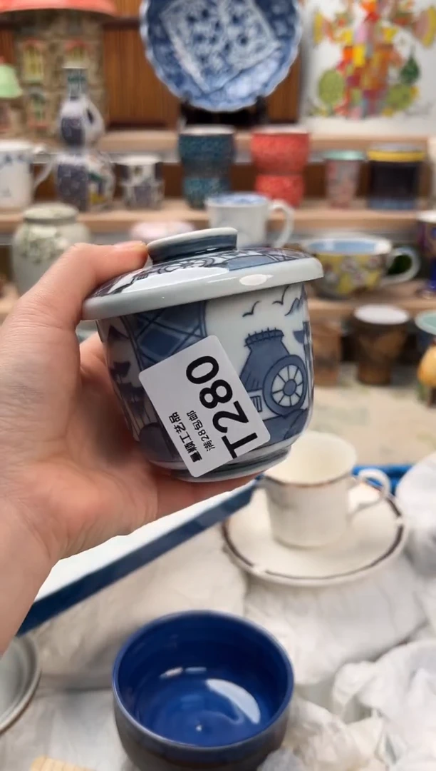 瓷片o****e280  T满28包邮不满找客服延迟发货