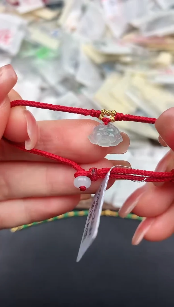 未镶嵌挂件翡翠1