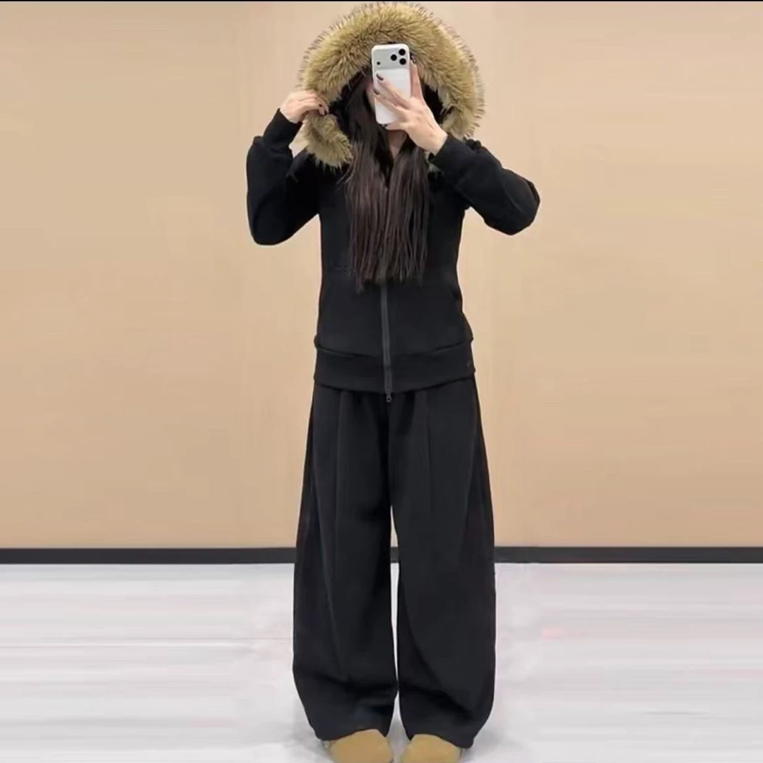 【彤彤家】68501#（单拍）大毛领加绒外套、弯刀加绒阔腿裤L/592