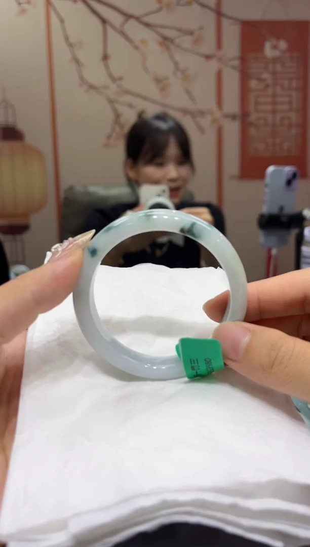 翡翠手镯未镶嵌00007116