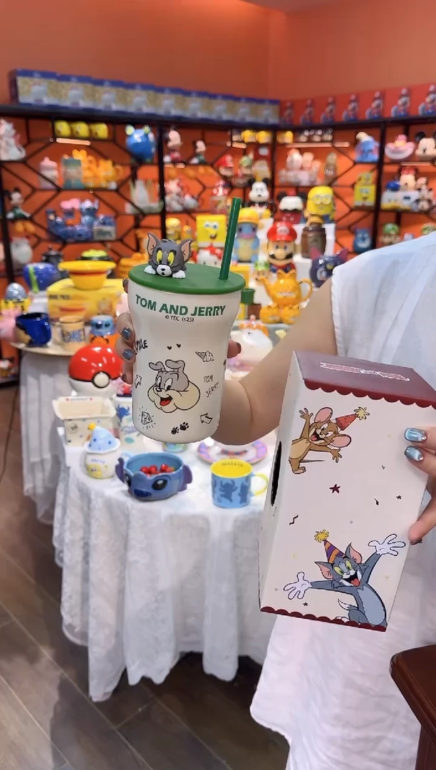 瓷片@@猫和老鼠绿色带盖陶瓷吸管杯