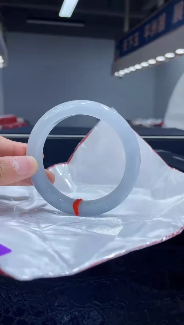 未镶嵌手镯翡翠3