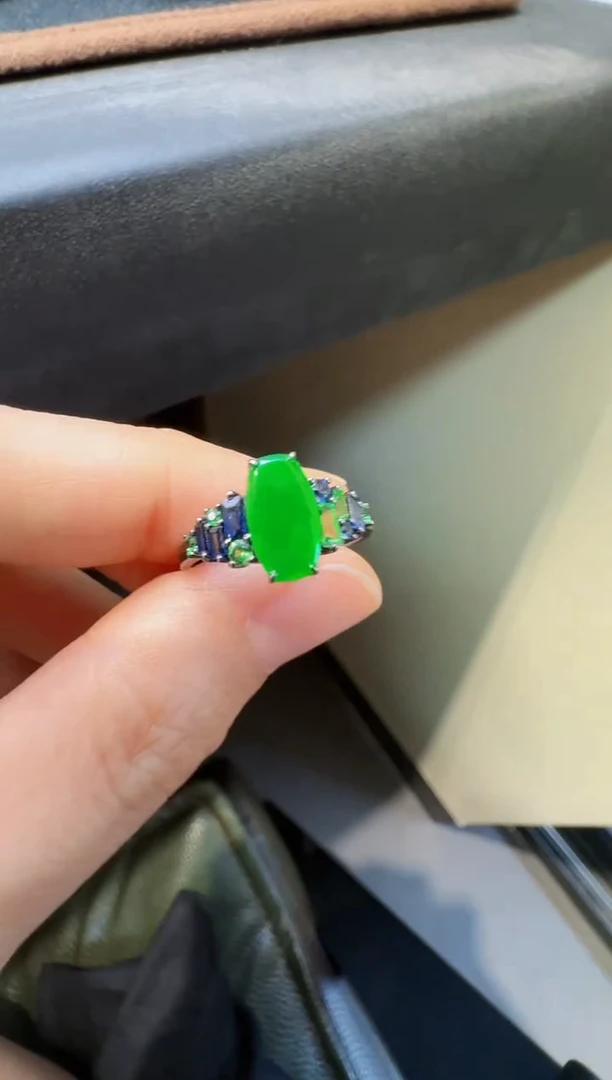 翡翠戒指18K金镶嵌00003800