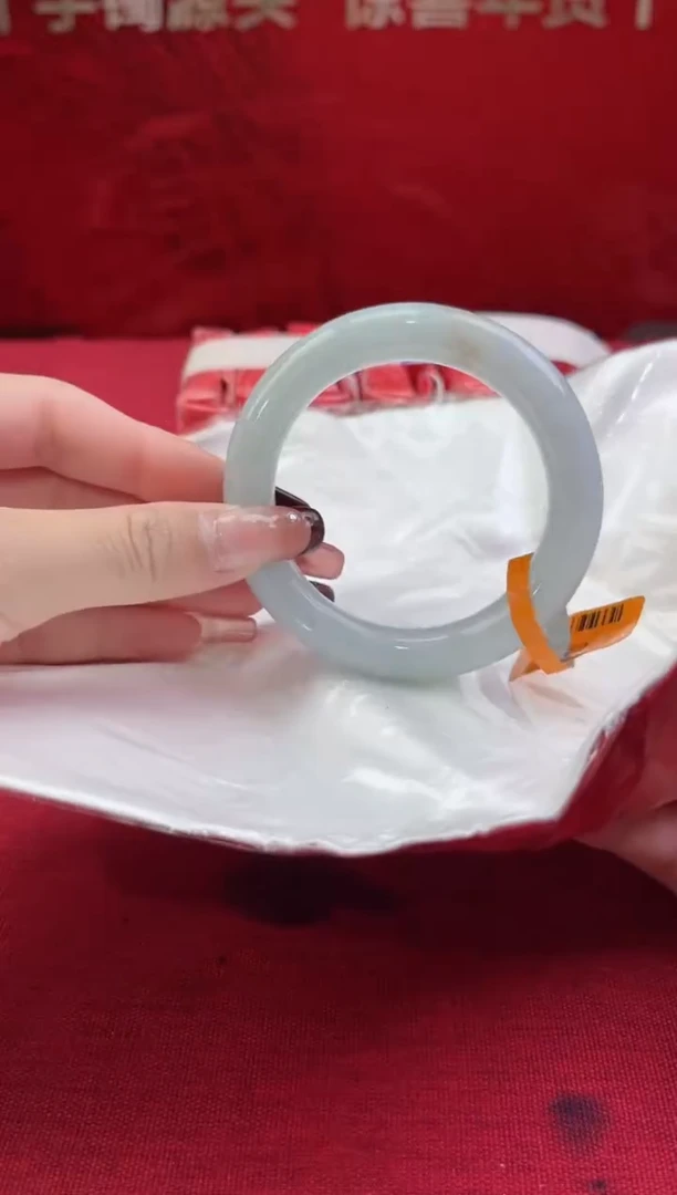 【闪购商品】翡翠手镯未镶嵌翡翠手镯4