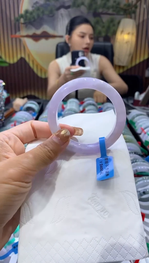 翡翠手镯未镶嵌多人09100