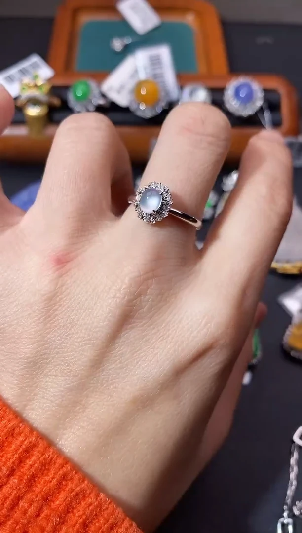 【闪购商品】翡翠戒指18K金镶嵌戒指