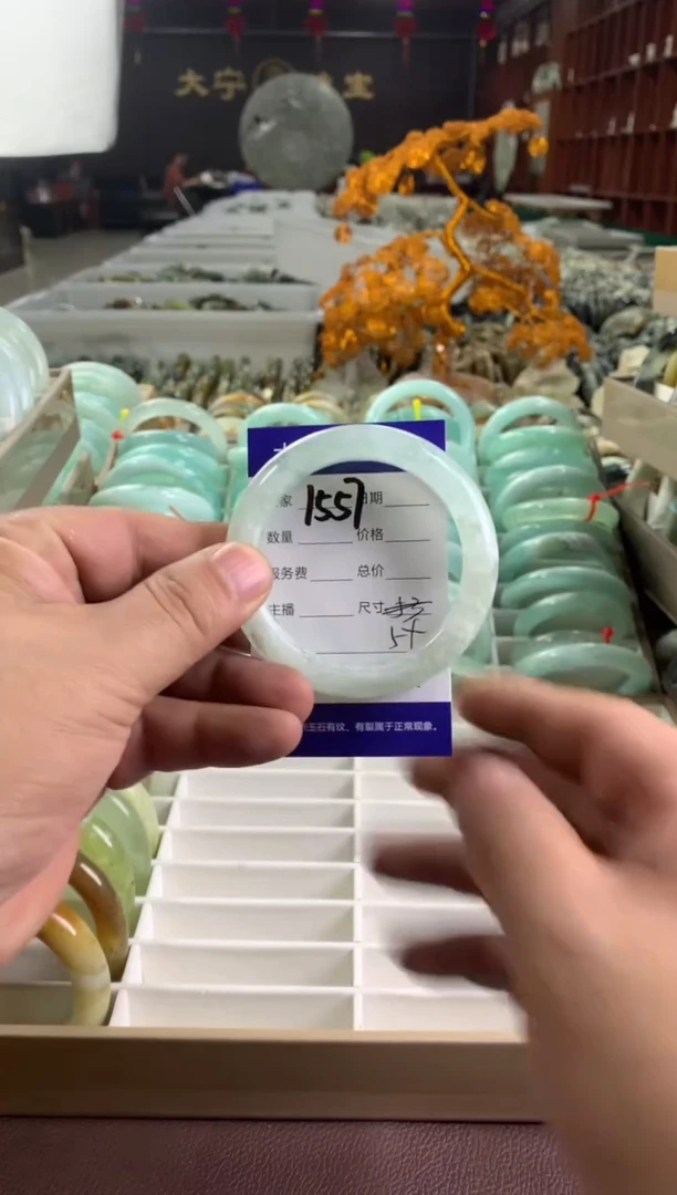 蛇纹石玉未镶嵌手镯1557