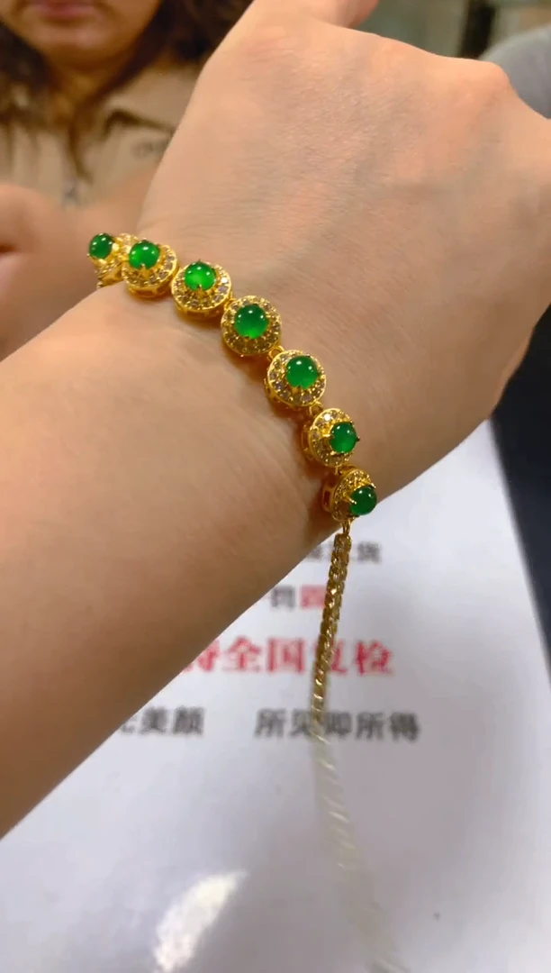 未镶嵌手链翡翠多样性发一