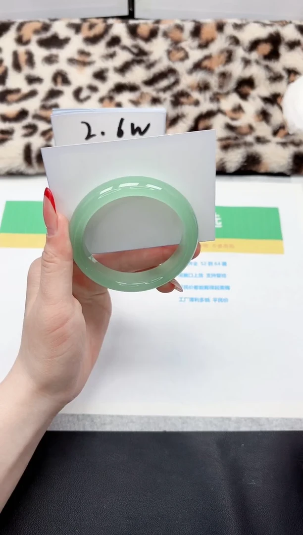 【闪购商品】石英质玉手镯未镶嵌111-54