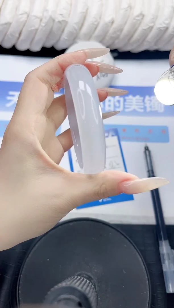 未镶嵌手镯石英质玉14-58