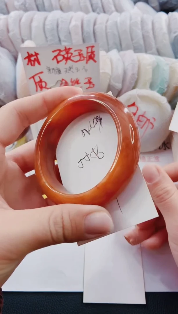 【闪购商品】石英质玉手镯未镶嵌N43-55/56