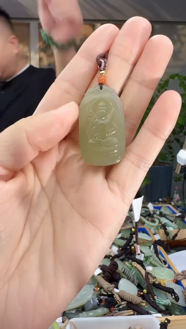 未镶嵌和田玉挂件拍一发一