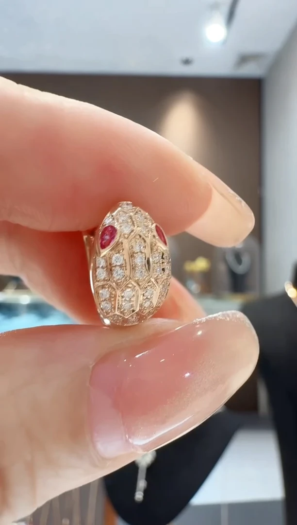 耳扣18K金镶嵌钻石（单只）灵蛇耳扣（单只）